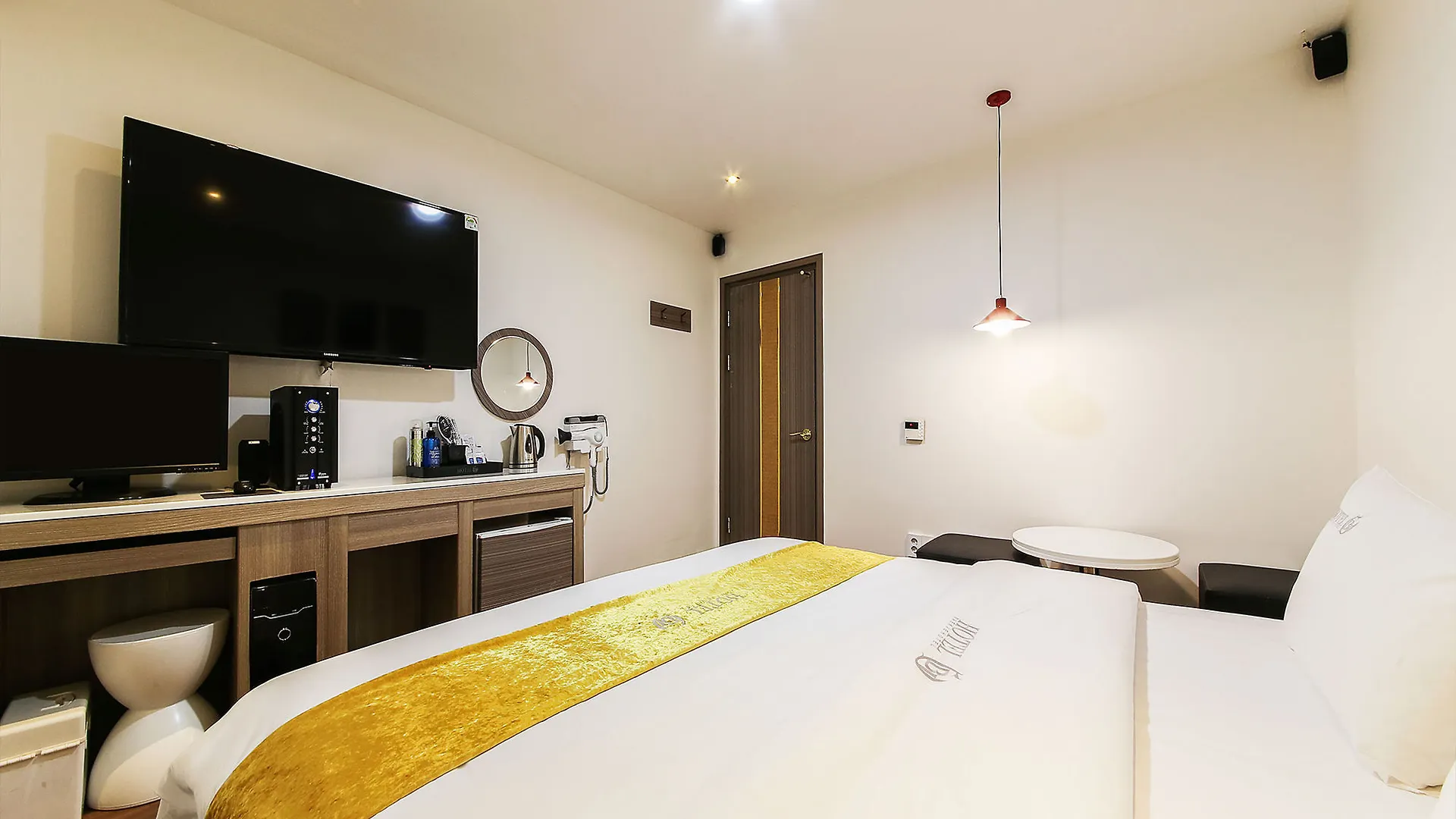 Bj Hotel Seoul 2*,